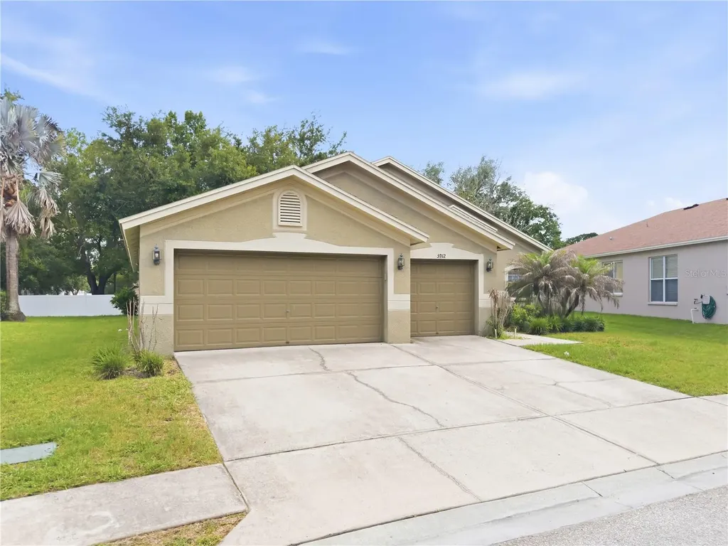 5912 Bramble Bush Court Zephyrhills FL 33541