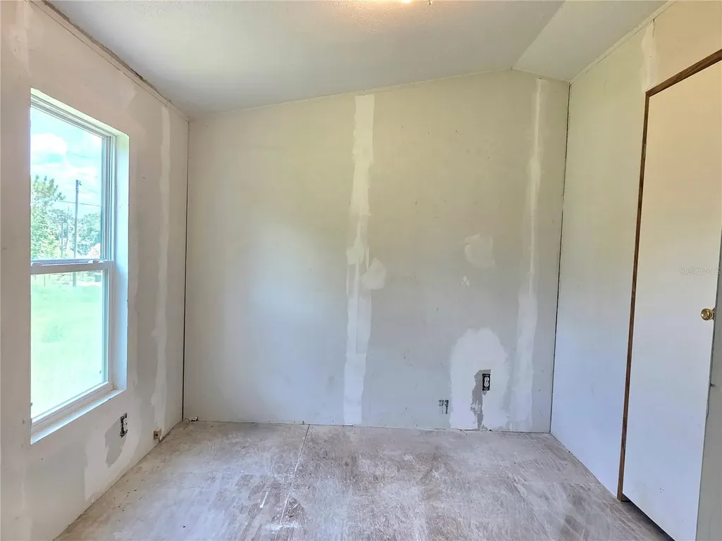 8443 Hamster Drive Zephyrhills FL 33540