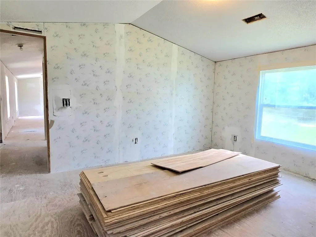 8443 Hamster Drive Zephyrhills FL 33540