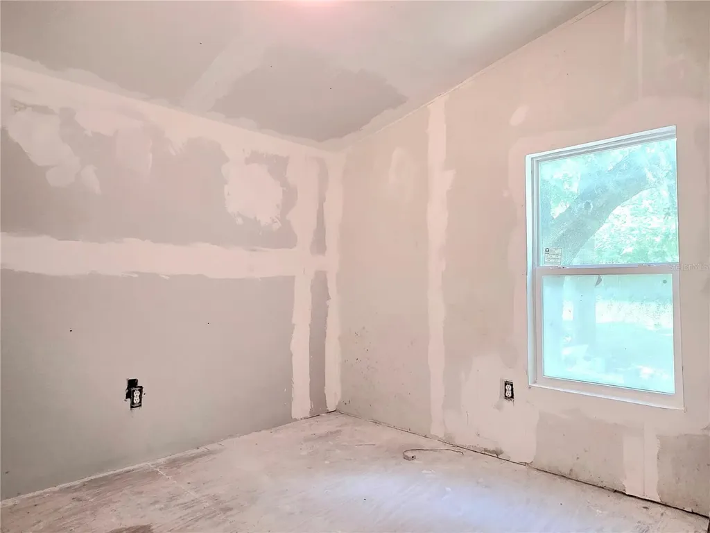 8443 Hamster Drive Zephyrhills FL 33540