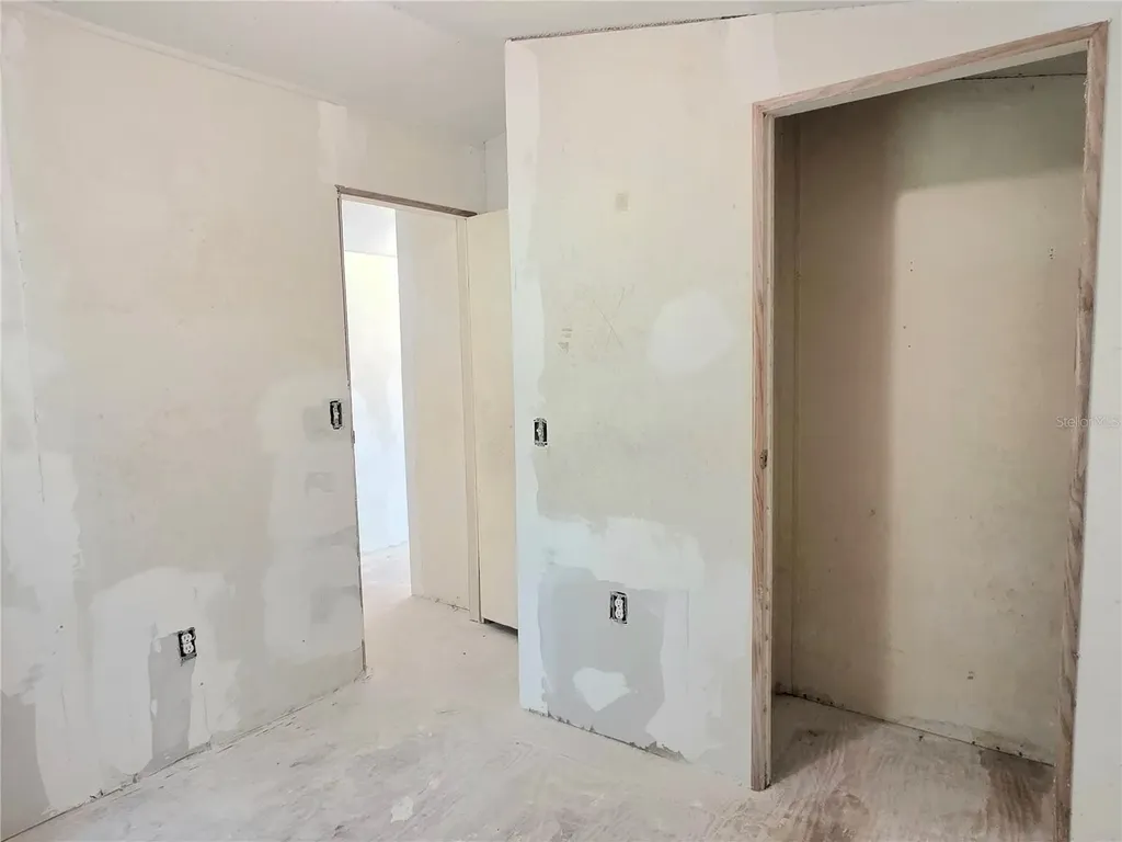8443 Hamster Drive Zephyrhills FL 33540