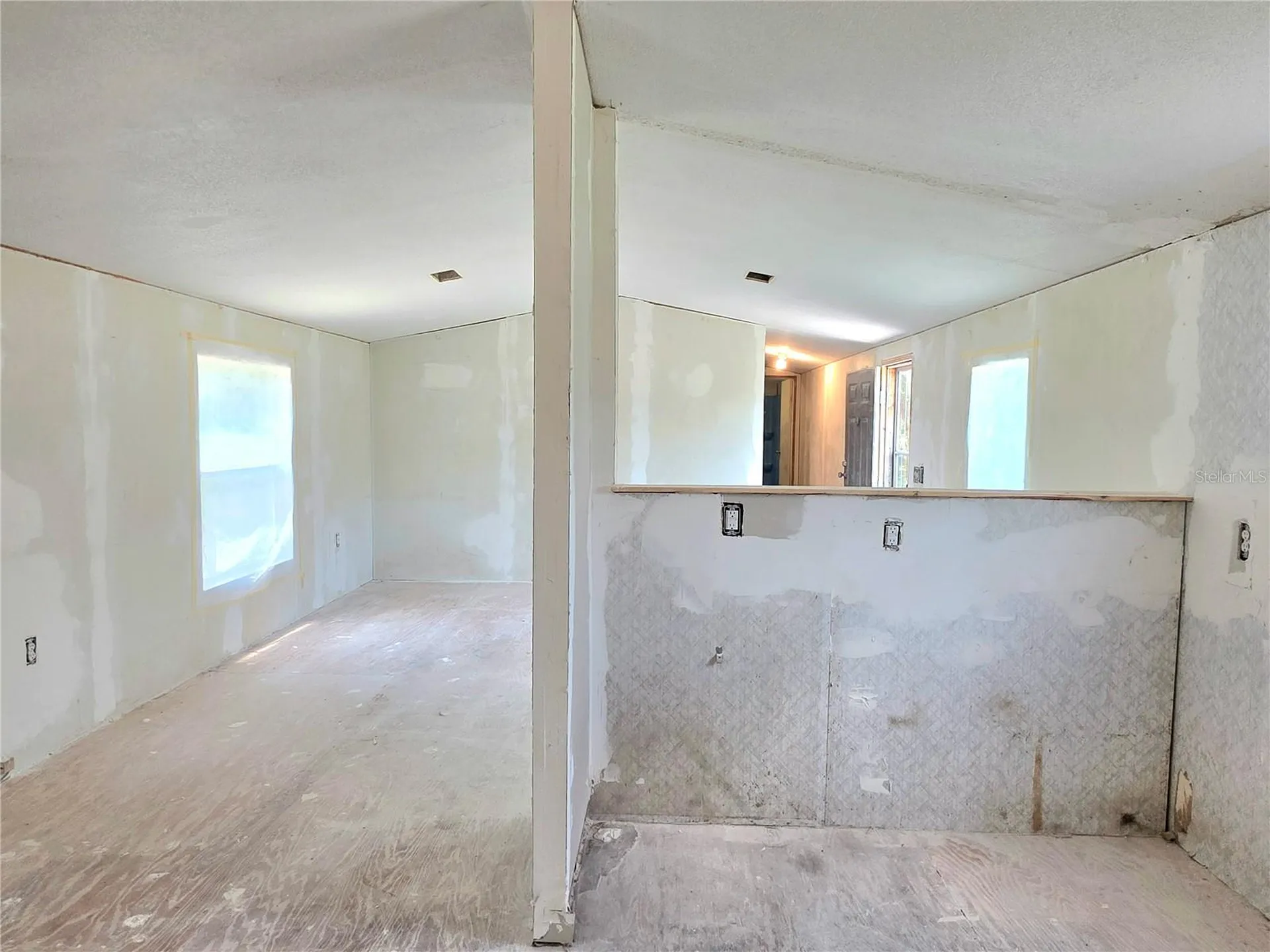 8443 Hamster Drive Zephyrhills FL 33540