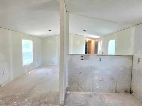 8443 Hamster Drive Zephyrhills FL 33540