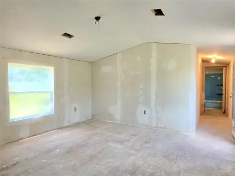8443 Hamster Drive Zephyrhills FL 33540