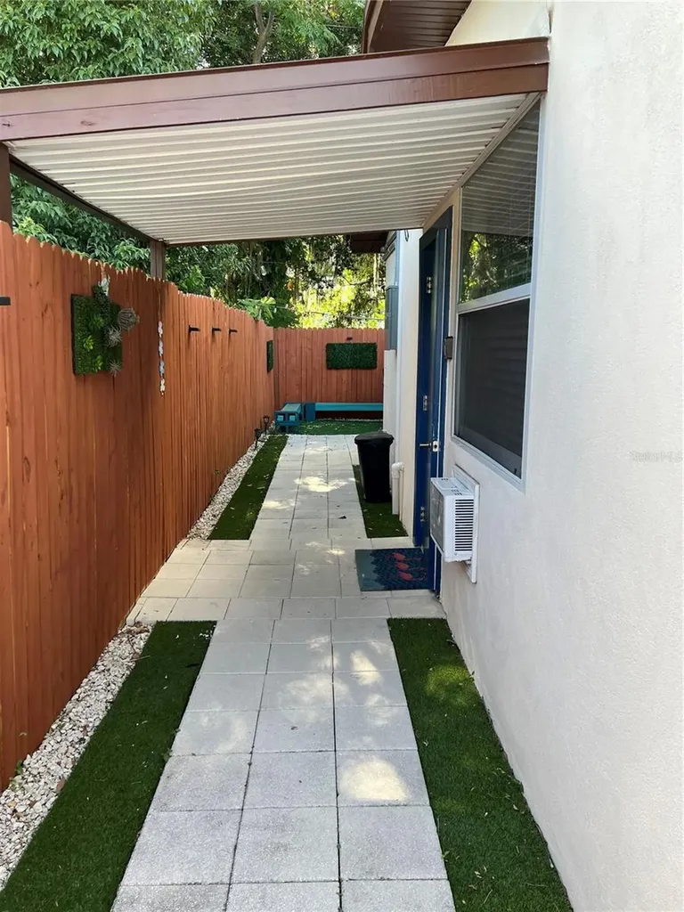 6601 Harvey Street Orlando FL 32809
