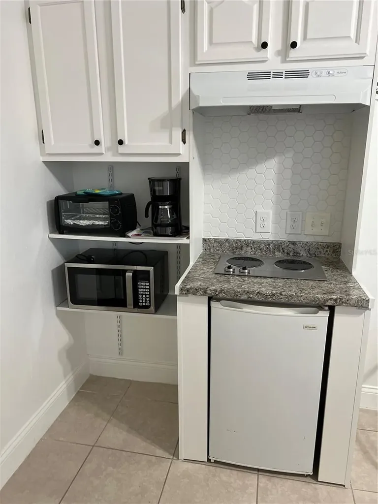 6601 Harvey Street Orlando FL 32809
