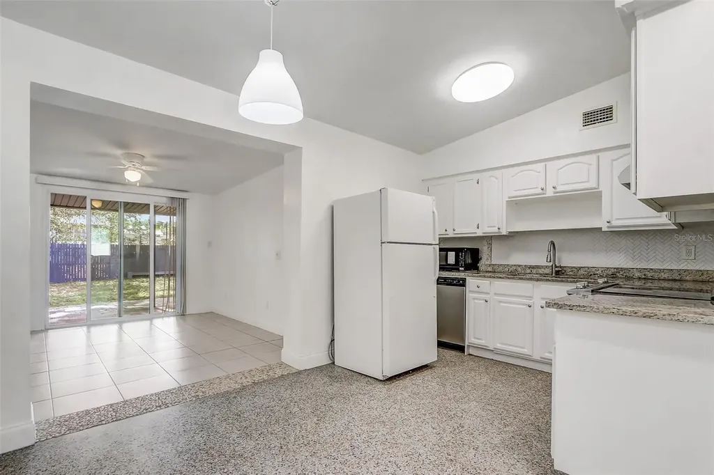 6601 Harvey Street Orlando FL 32809