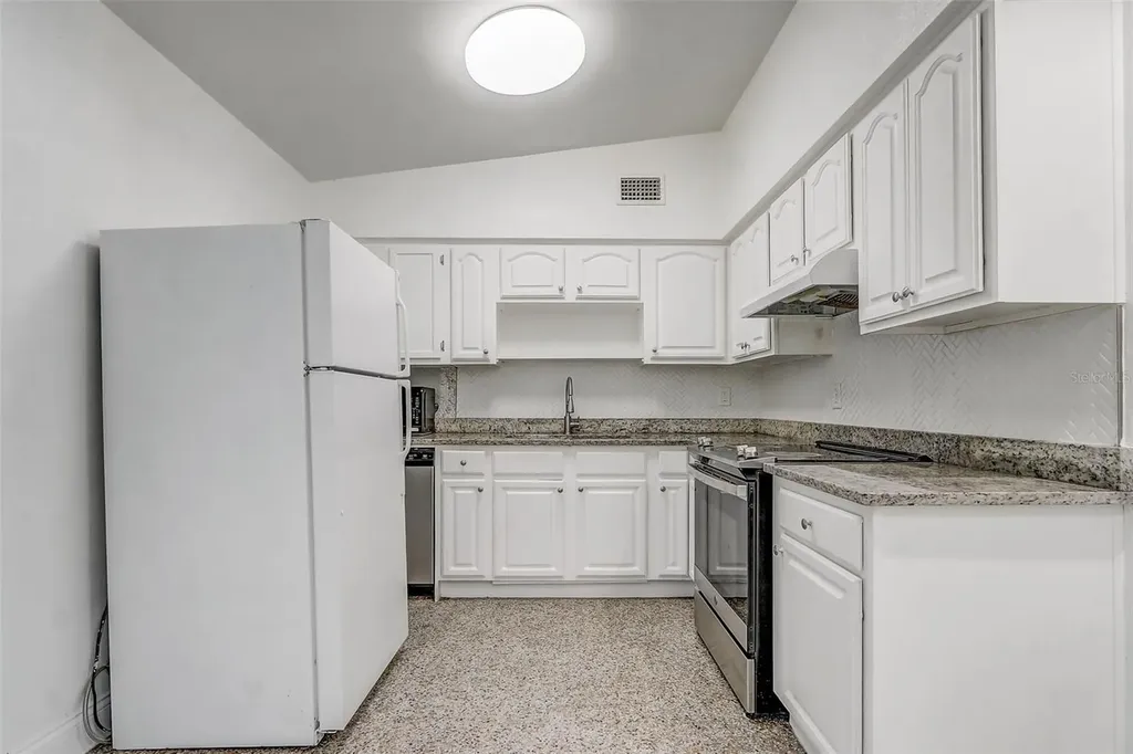 6601 Harvey Street Orlando FL 32809