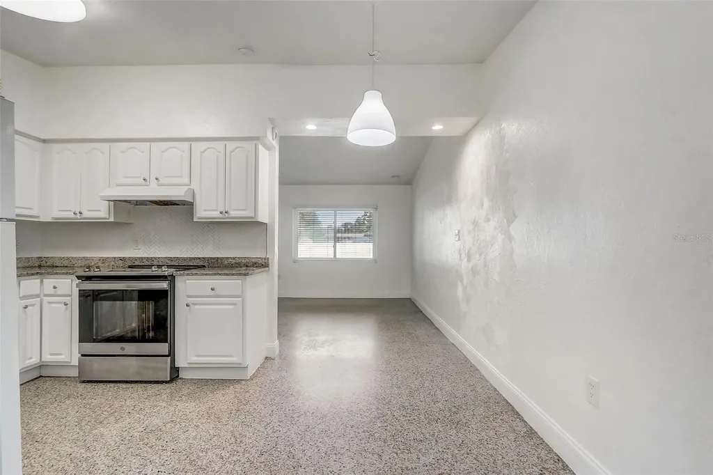 6601 Harvey Street Orlando FL 32809