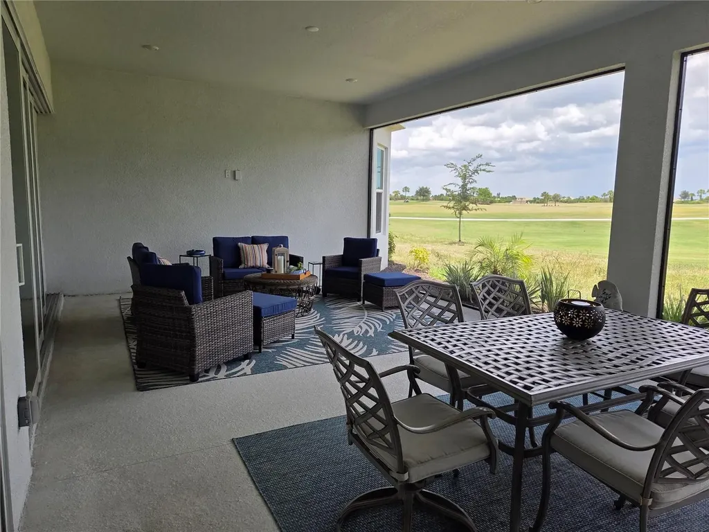15613 San Lazzaro Avenue Lakewood Ranch FL 34211