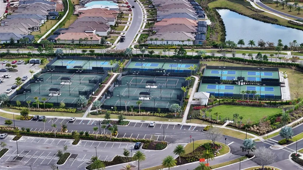 15613 San Lazzaro Avenue Lakewood Ranch FL 34211