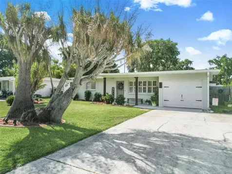 715 Steele Avenue South Daytona FL 32119