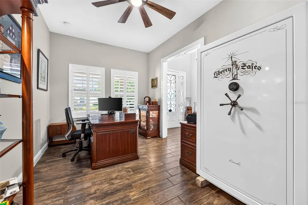 6104 Shadowlake Drive Apollo Beach FL 33572