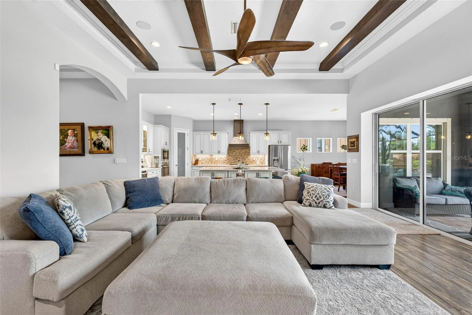 6104 Shadowlake Drive Apollo Beach FL 33572