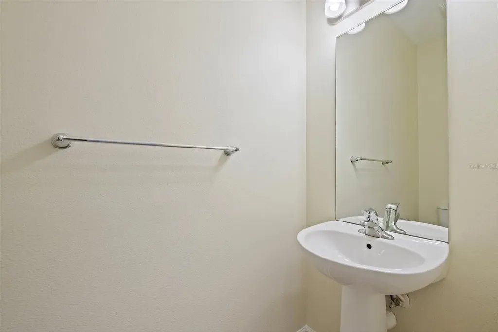 8418 Nandina Drive Sarasota FL 34240