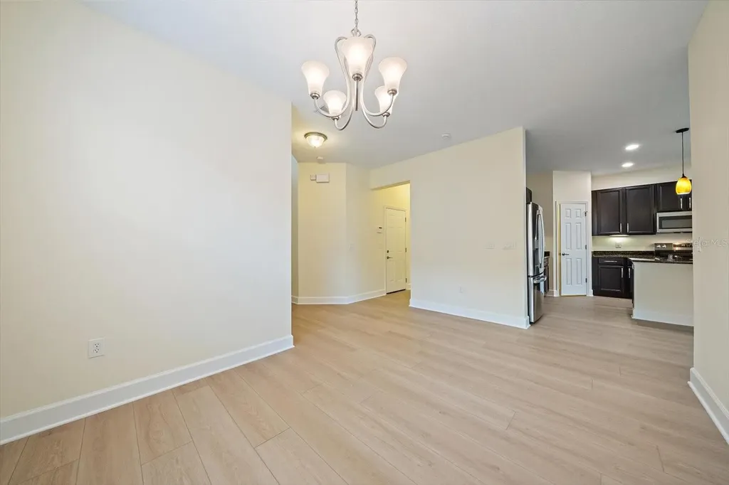 8418 Nandina Drive Sarasota FL 34240