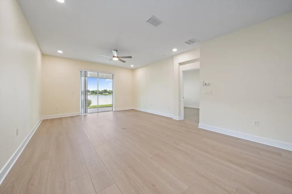 8418 Nandina Drive Sarasota FL 34240