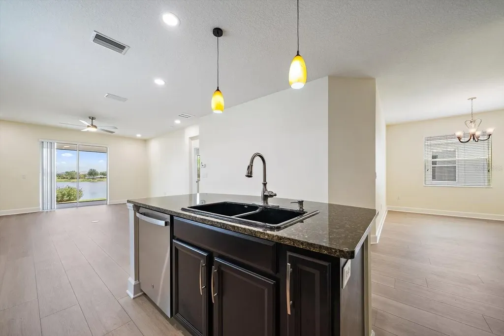 8418 Nandina Drive Sarasota FL 34240