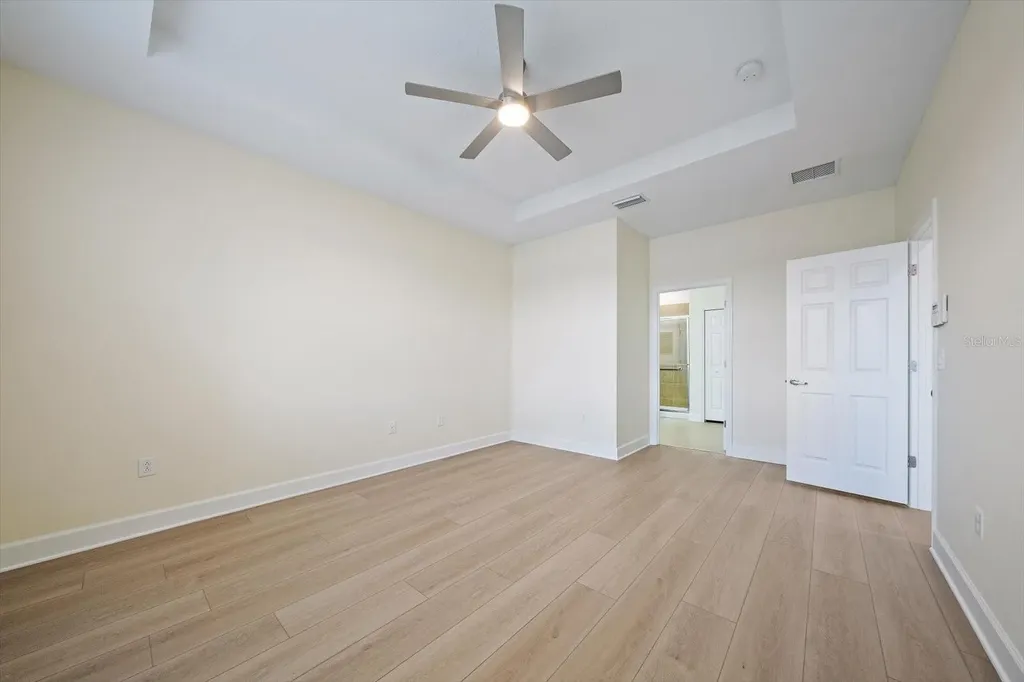 8418 Nandina Drive Sarasota FL 34240