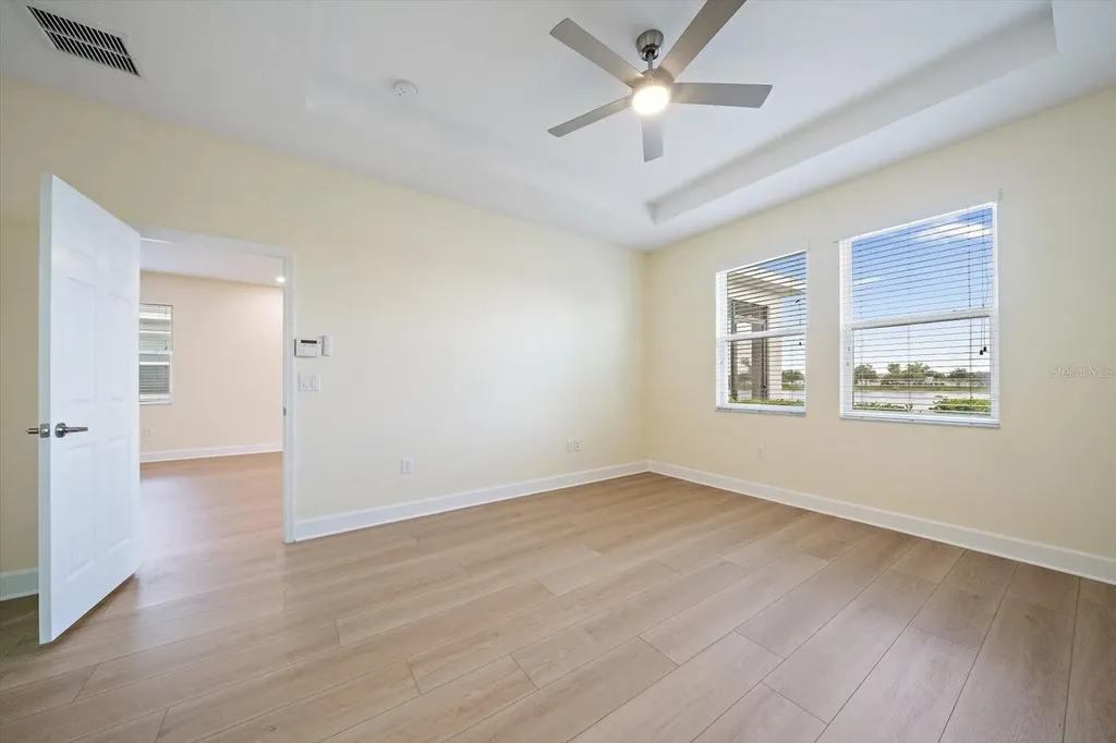 8418 Nandina Drive Sarasota FL 34240