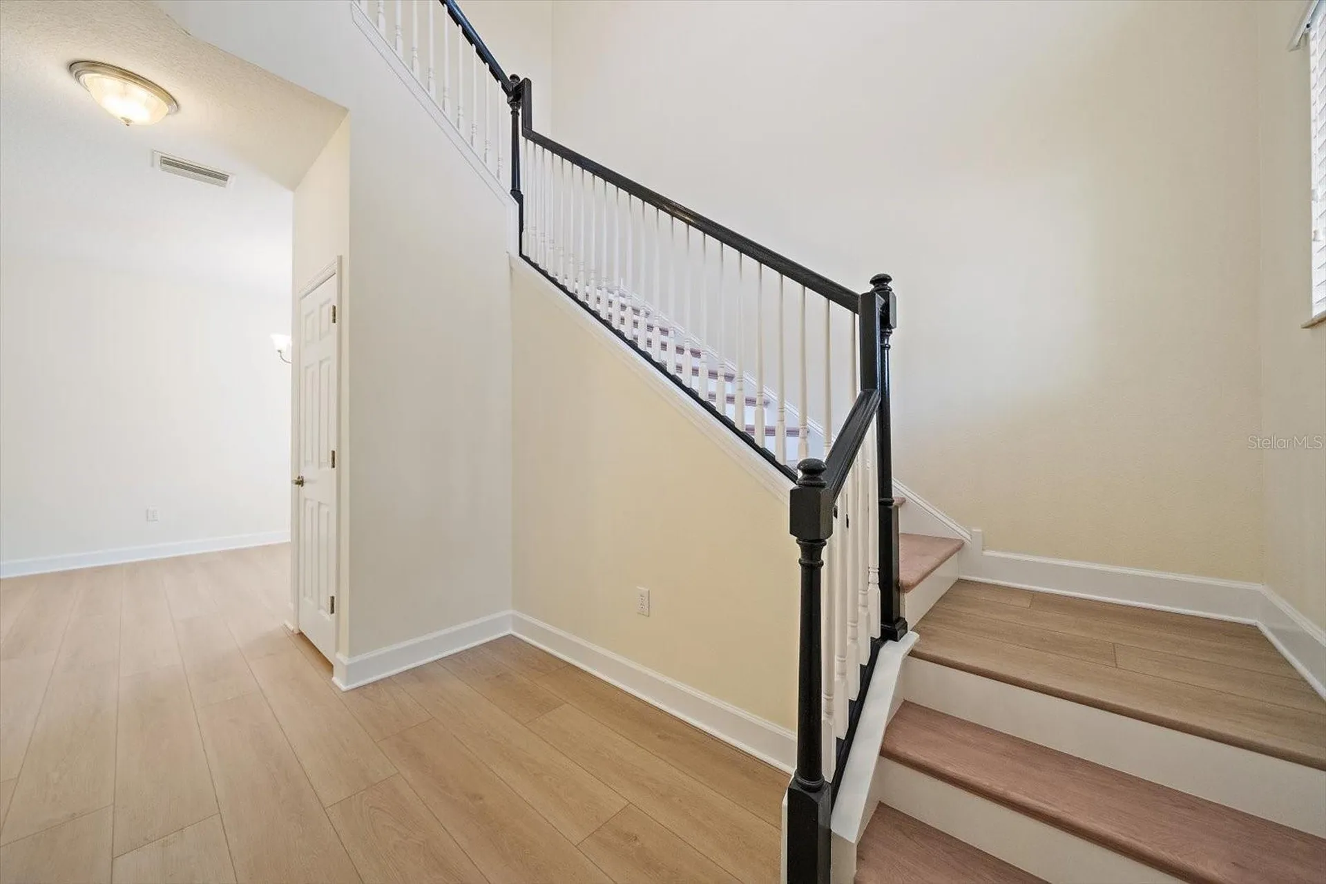 8418 Nandina Drive Sarasota FL 34240