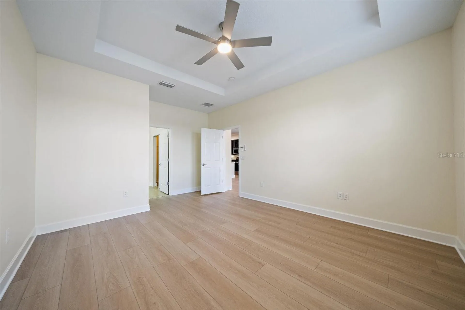 8418 Nandina Drive Sarasota FL 34240