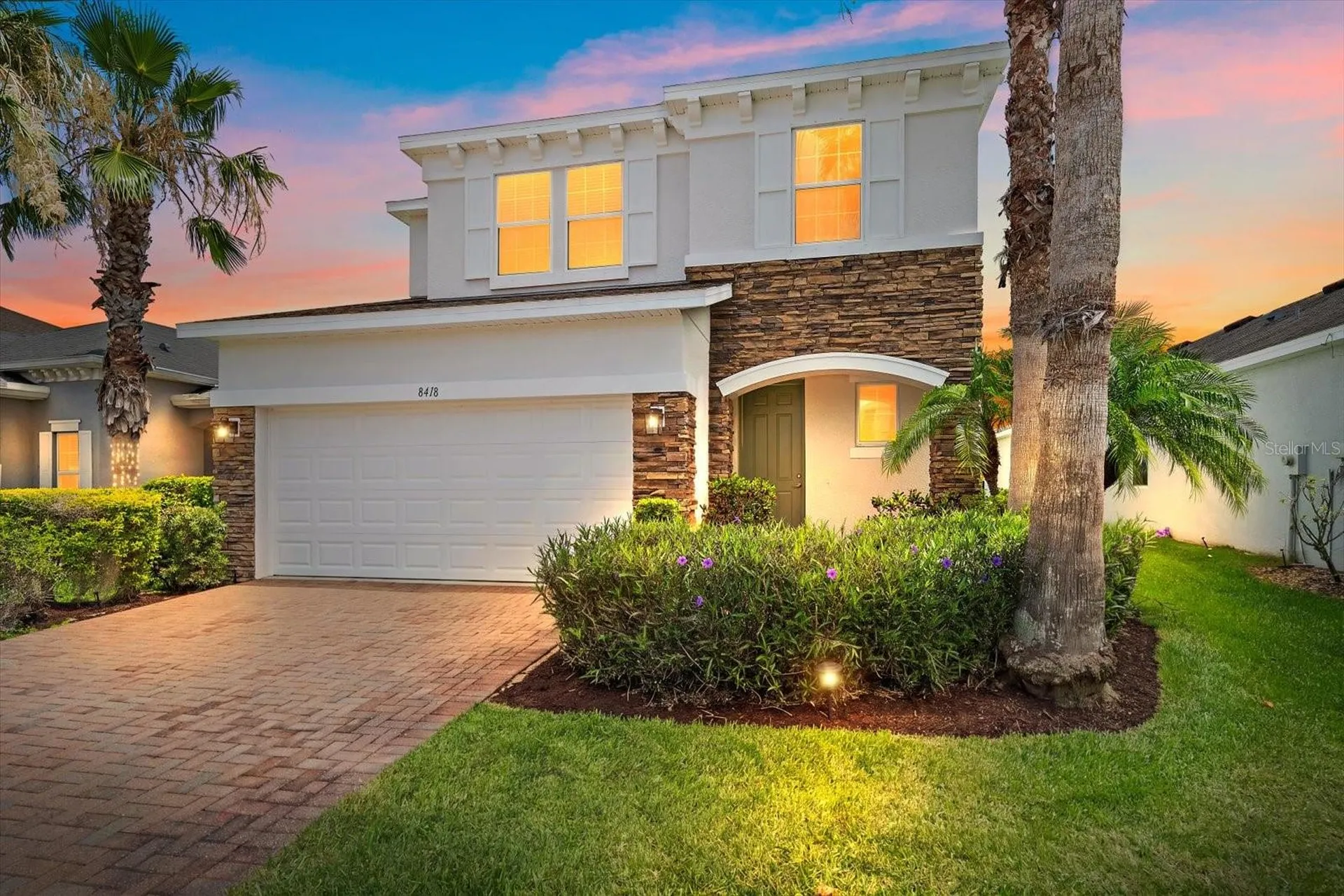 8418 Nandina Drive Sarasota FL 34240