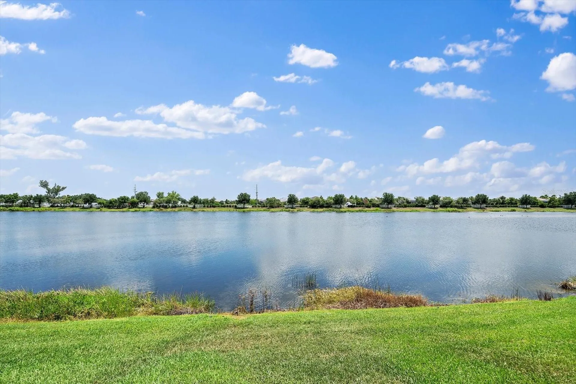 8418 Nandina Drive Sarasota FL 34240