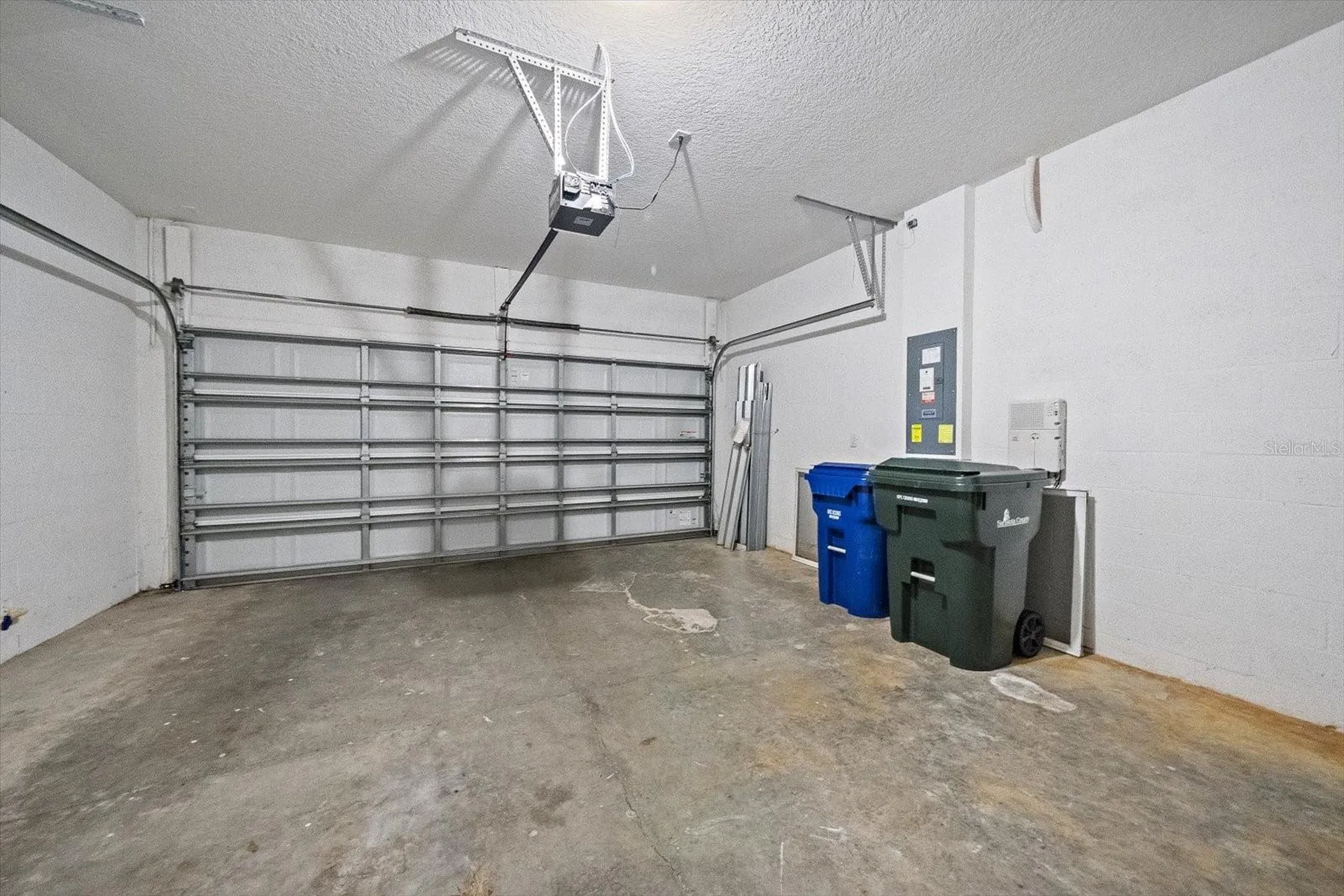 8418 Nandina Drive Sarasota FL 34240