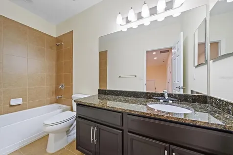8418 Nandina Drive Sarasota FL 34240