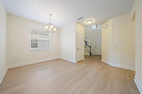 8418 Nandina Drive Sarasota FL 34240