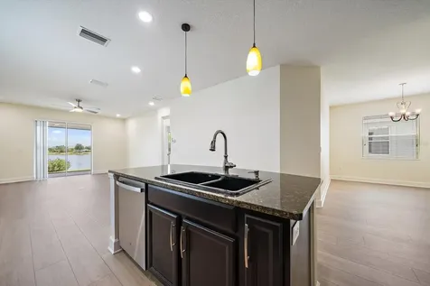 8418 Nandina Drive Sarasota FL 34240
