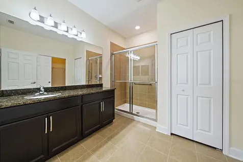 8418 Nandina Drive Sarasota FL 34240