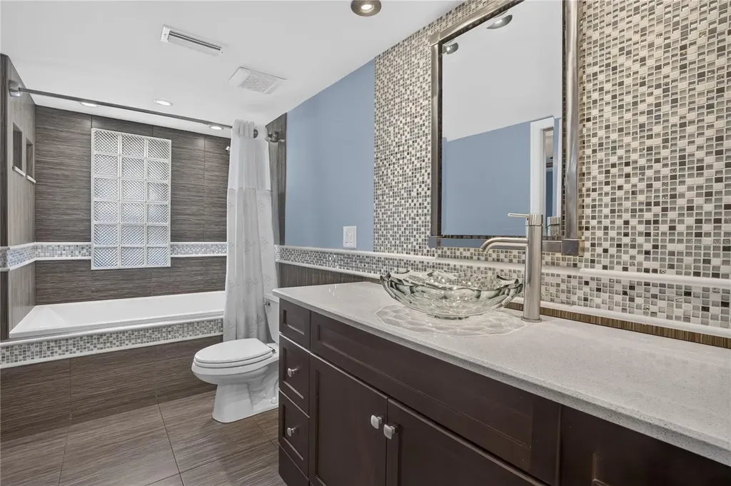 502 S Florida Avenue Tarpon Springs FL 34689