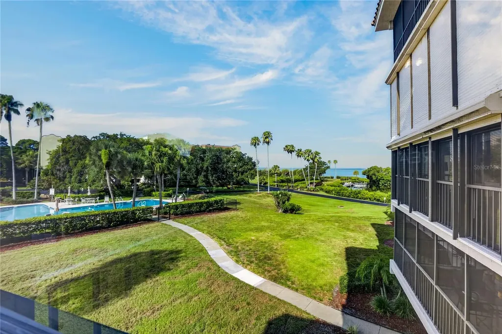 502 S Florida Avenue Tarpon Springs FL 34689