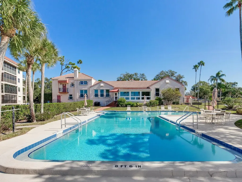 502 S Florida Avenue Tarpon Springs FL 34689