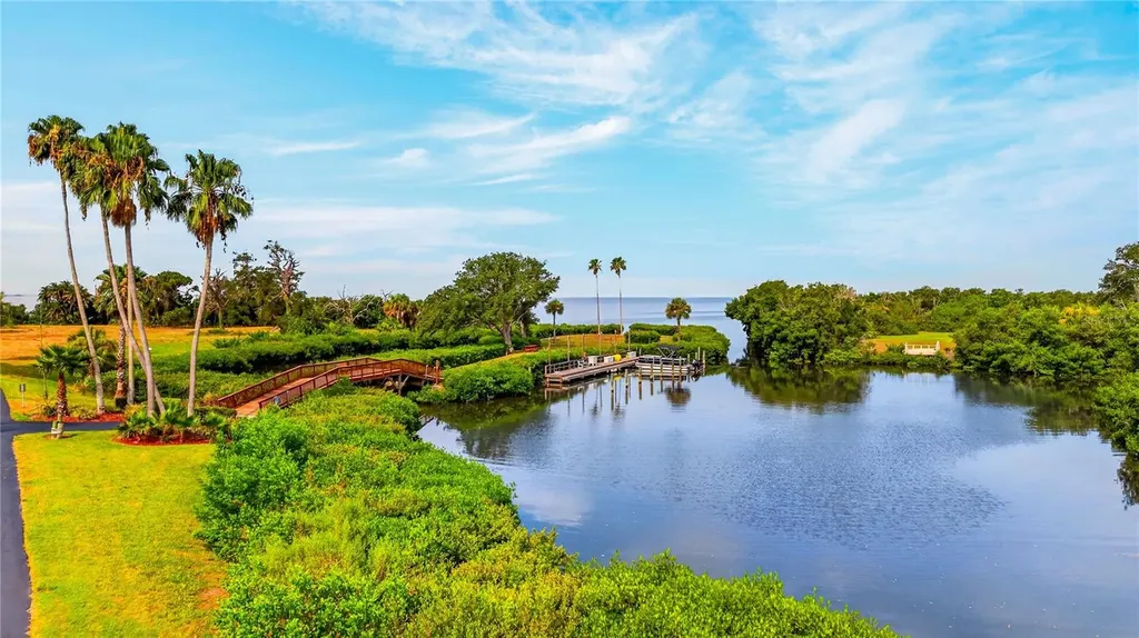 502 S Florida Avenue Tarpon Springs FL 34689