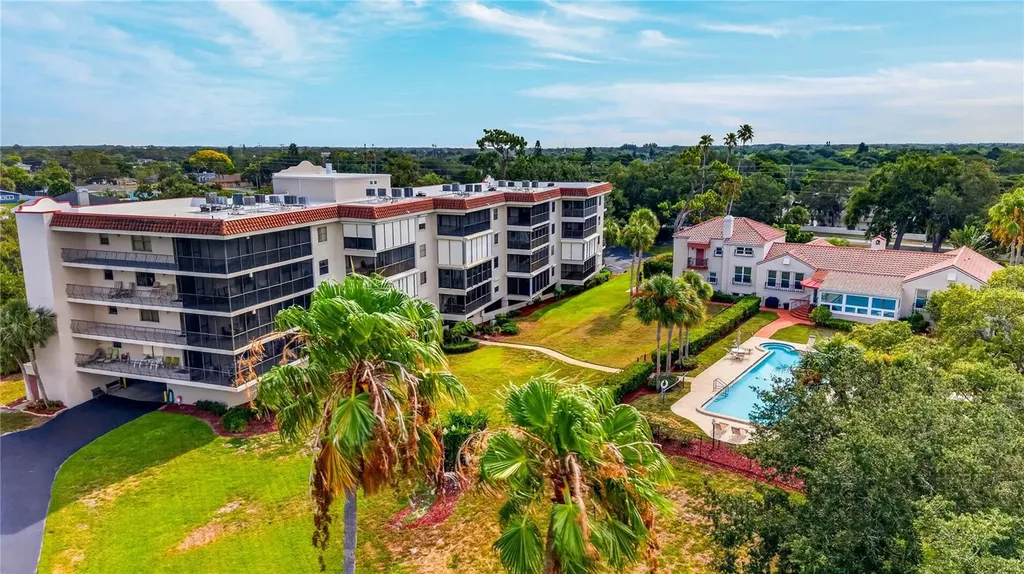 502 S Florida Avenue Tarpon Springs FL 34689