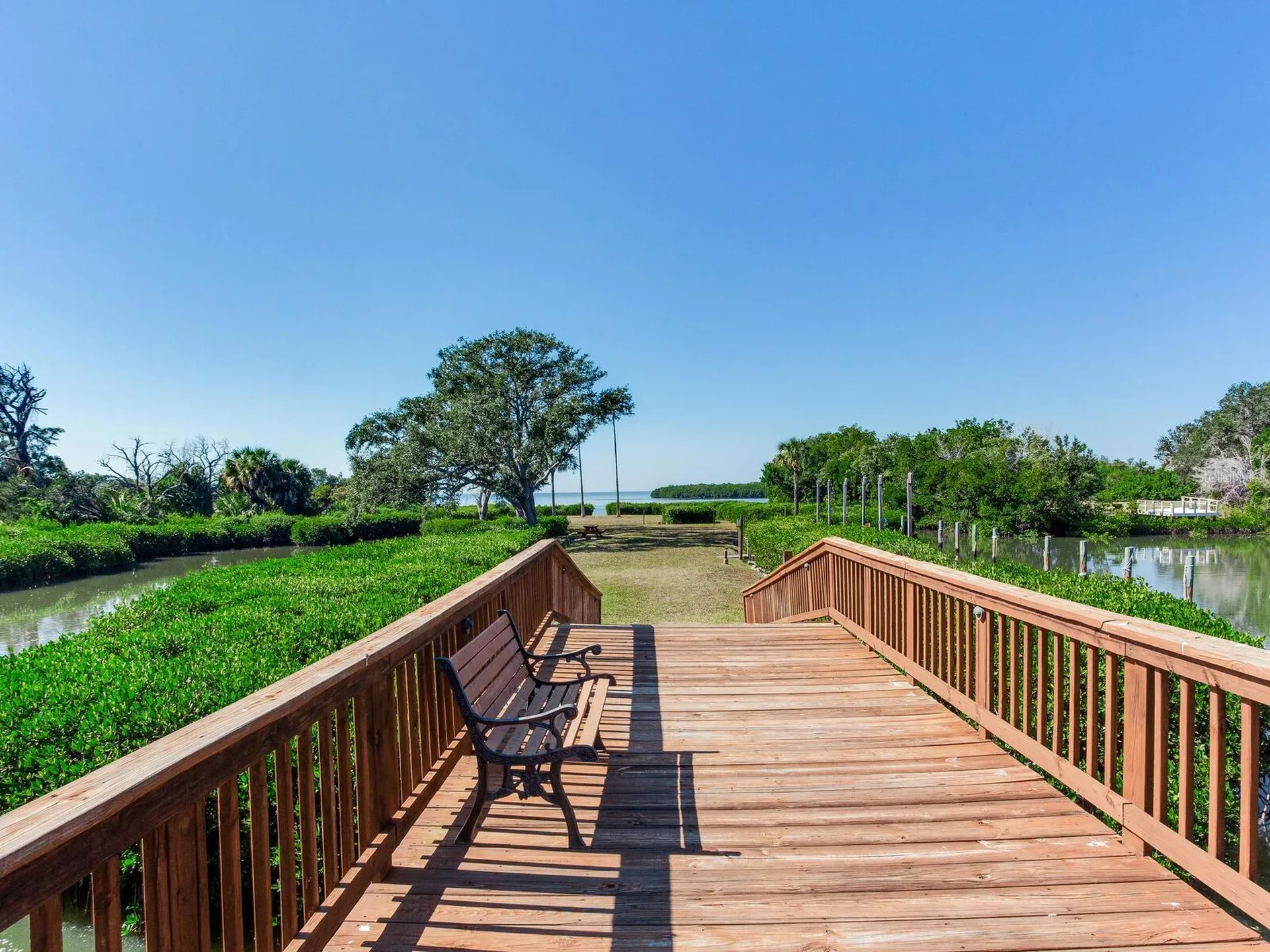 502 S Florida Avenue Tarpon Springs FL 34689