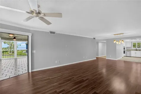 502 S Florida Avenue Tarpon Springs FL 34689