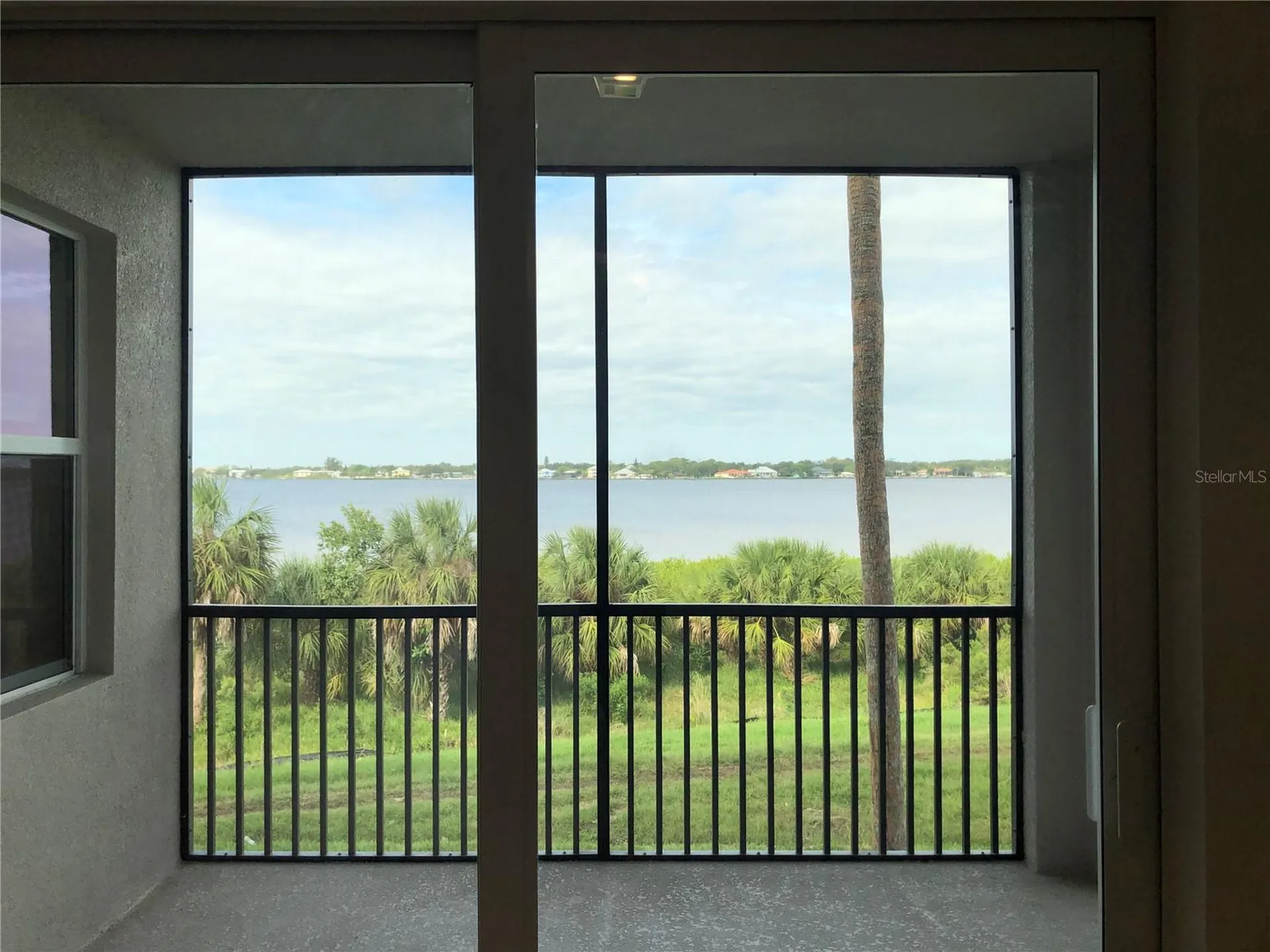 1010 Tidewater Shores Loop Bradenton FL 34208