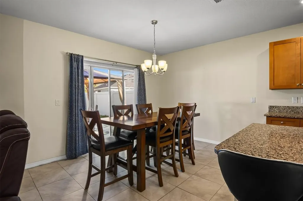 323 Harbour Way Mulberry FL 33860