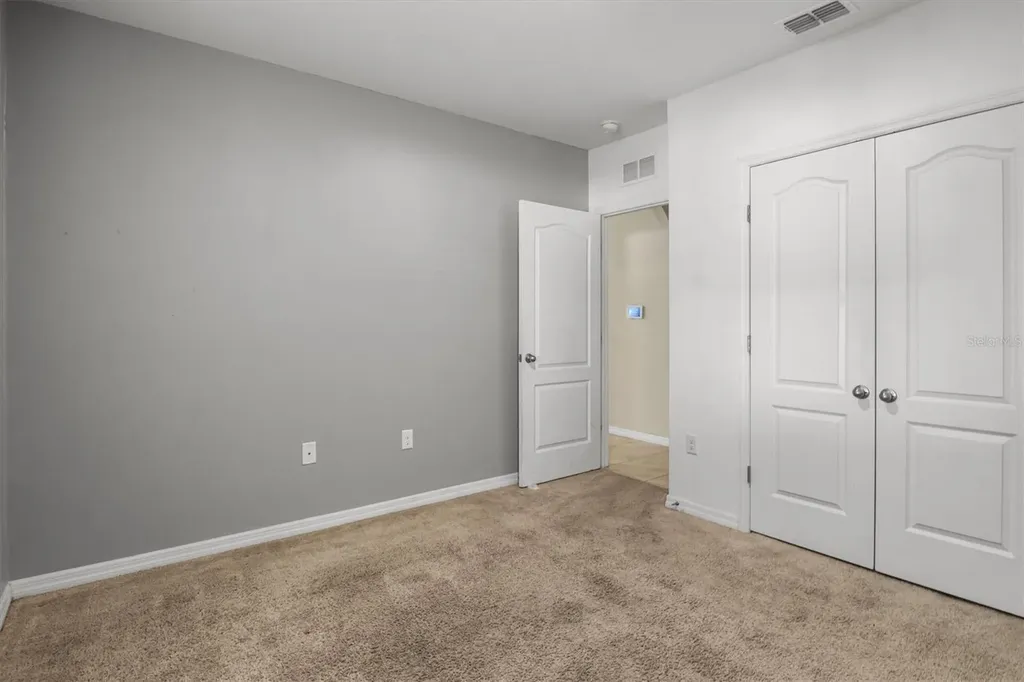 323 Harbour Way Mulberry FL 33860