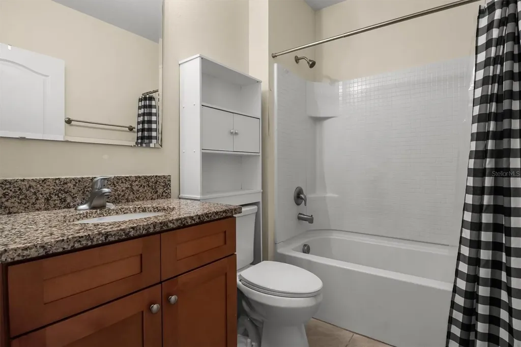 323 Harbour Way Mulberry FL 33860