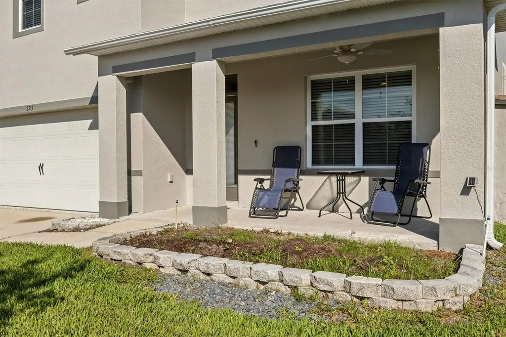 323 Harbour Way Mulberry FL 33860