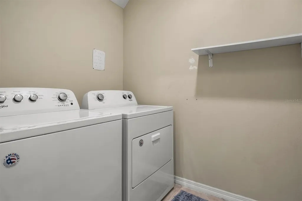 323 Harbour Way Mulberry FL 33860