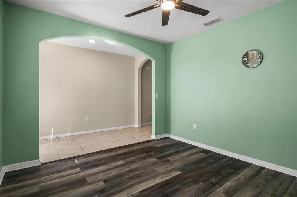 323 Harbour Way Mulberry FL 33860