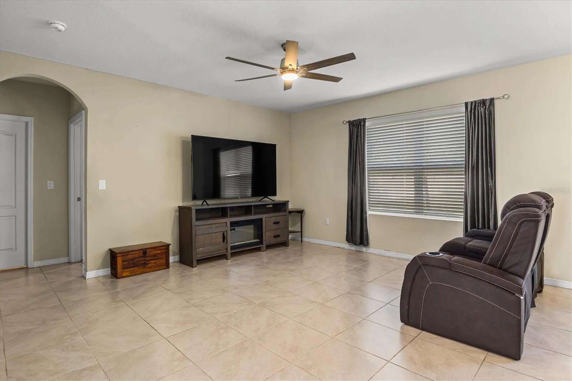 323 Harbour Way Mulberry FL 33860