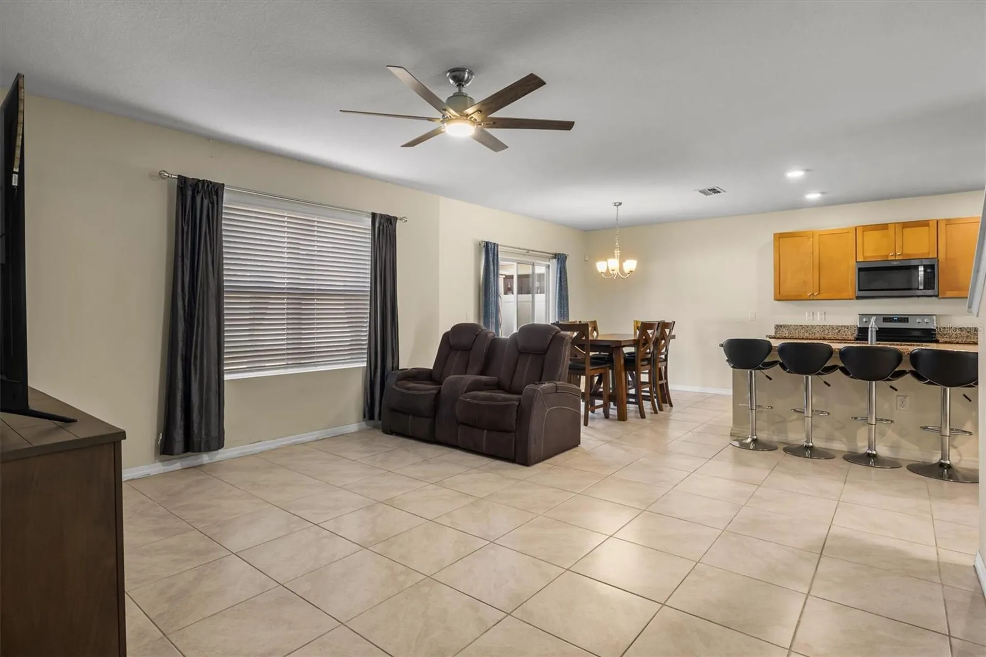 323 Harbour Way Mulberry FL 33860