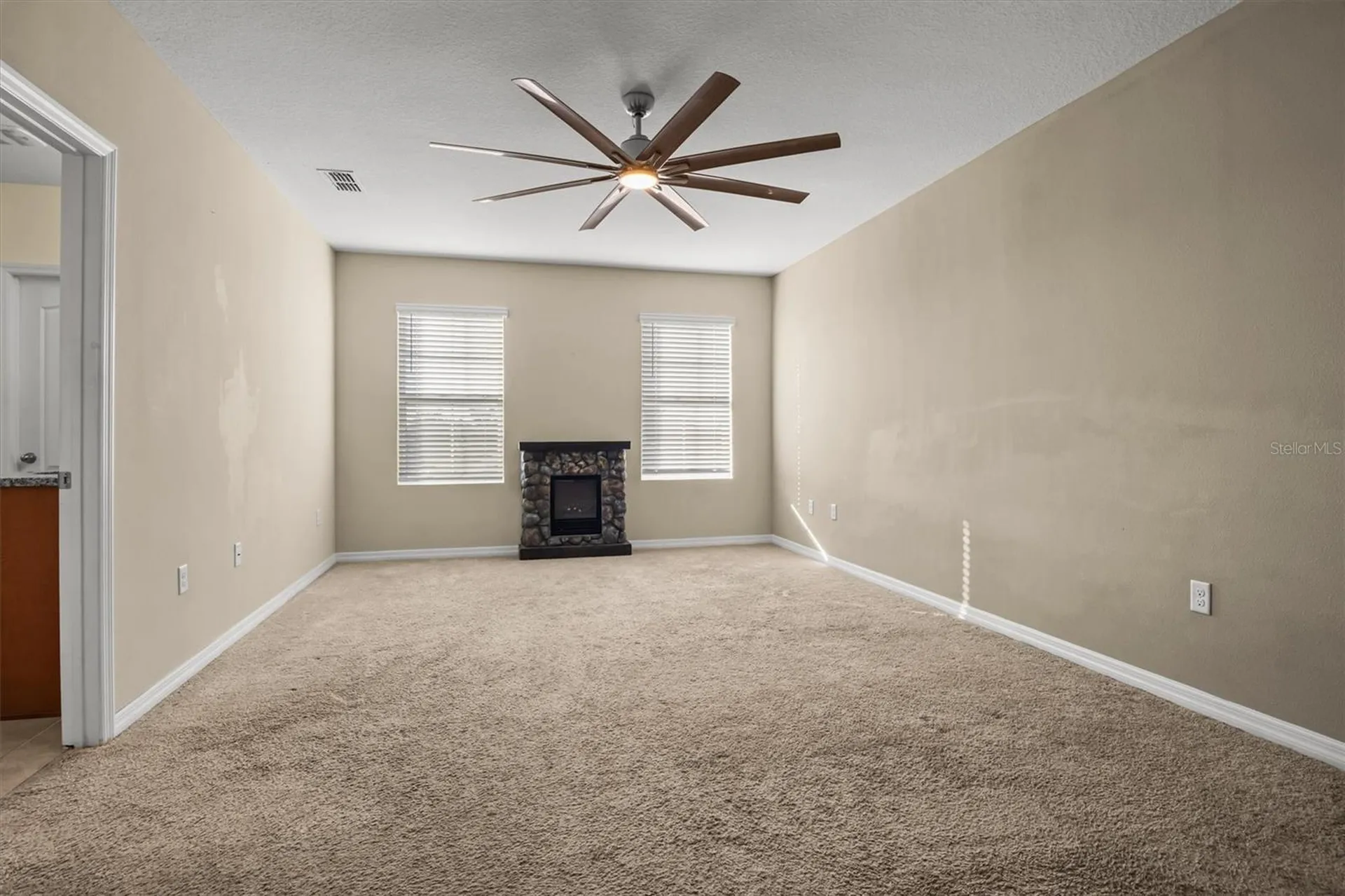 323 Harbour Way Mulberry FL 33860